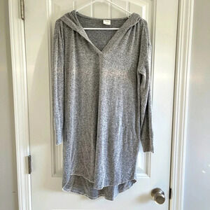 Soma Medium Brushed Cozy Long Gray Hooded V-Neck Sleepshirt